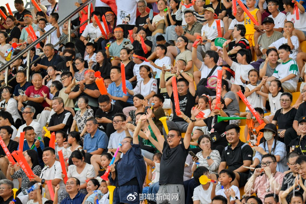 九游娱乐-一场令人激动的篮球比赛