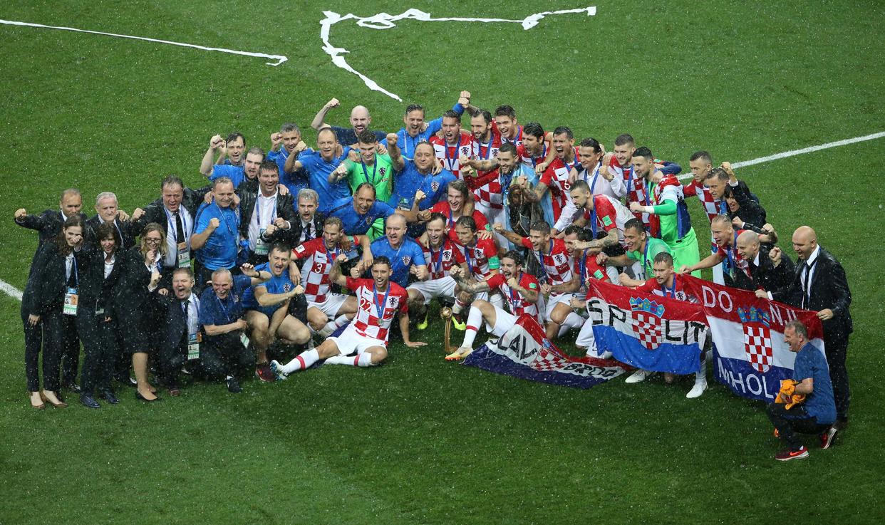 利物浦对阵布莱顿,力争保持不败球队