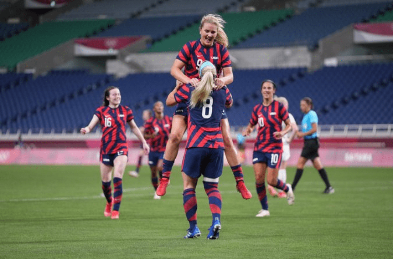 荷兰女足门将是谁